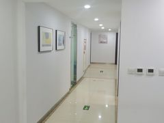 -瑞尔齿科(东方广场诊所)