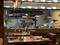 -恰餐厅及酒吧 CHAR Bar & Grill (北京丽都皇冠假日店)