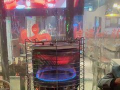 -何师烧烤·香辣蟹·川菜·30年老品牌(太古里旗舰店)