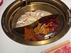 -欠火锅·水牛毛肚·团建聚餐·生日宴(何山路店)