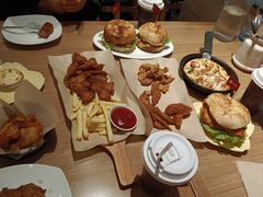 -必胜客(柳州万象城店)