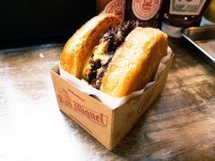 特色双层芝士牛肉汉堡-Burger Joys Central(中环士丹利街店)
