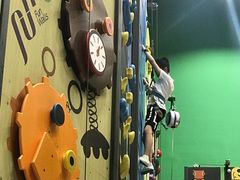 -重庆际华园室内极限运动中心