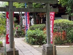 -上野公园花园稻荷神社(忍岡稲荷神社)