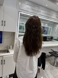 -镁连社·美联社