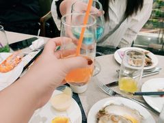 -东方红海鲜百汇(国际大厦店)