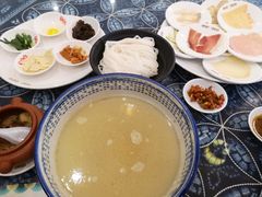 -桥香园云南过桥米线(金马碧鸡店)