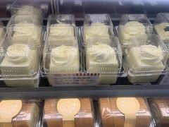 -红宝石·鲜奶小方·海派西点房(丰庄店)