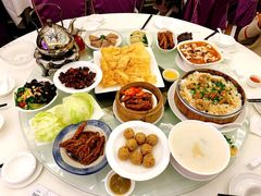 -冰堡国际溜冰场(观澜湖新城MHMALL店)