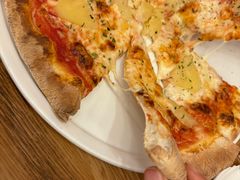 -城市大道红炉披萨烘焙坊