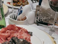-武汉世茂希尔顿酒店·汇·全日餐厅