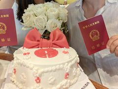 -伶甜·CAKE(国贸店)