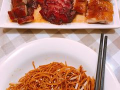 -新大咀港式茶餐厅(宝山万达店)