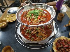 -盐井记·自贡美蛙鲜锅兔(中和店)