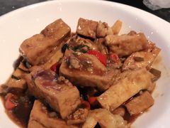 -港丽餐厅(高德置地店)