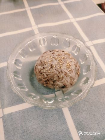 早餐必备，快手菜，手握咸饭团，上班族必备。