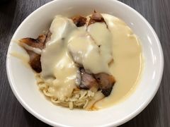 猪颈肉芝士捞公仔面-新记餐厅(香槟大厦店)