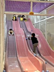 -奈尔宝·儿童乐园·亲子餐厅(华采天地店)