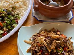 -小厨子私房菜·云南美食店