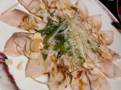 -穹六人间 people 6(岳阳路店)