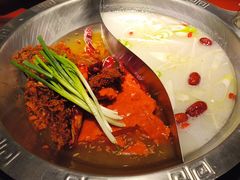 -袁老四重庆老火锅(桐梓坡店)