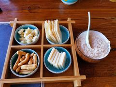 草原嚼啃拌炒米-蒙亨·手把肉·蒙古包文化主题餐厅(天恒广场店)