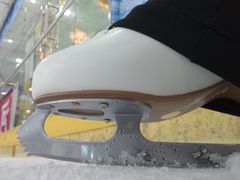 -正佳冰河湾真冰滑冰场