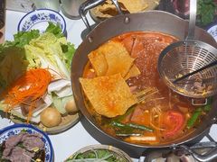 -王奋斗贵州酸汤牛肉火锅