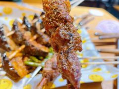 招牌红柳羊肉串-新疆烧烤王(广灵店)