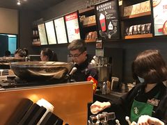 -星巴克(重庆火车北站北广场II店)