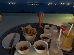 -瑰丽酒店·海吧·天际下午茶·现场DJ·天台酒吧