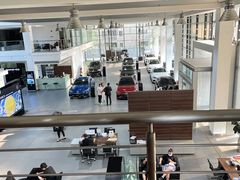 -上海星瀚奔驰4S店(红柳路店)