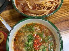 -咏勝锑锅麻辣烫(净居寺路总店)