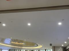 -圣呗口腔·舒适化种植牙·矫正中心(广州总院)