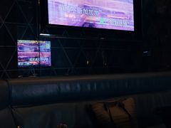 -K+全国连锁KTV(绿地缤纷天地店)