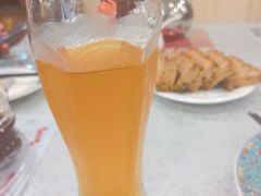 -汗腾格里·风味餐厅(新疆驻京办店)