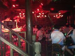 -周庄红庭演艺酒吧