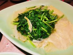鸡汁腐皮香蒿-新白鹿餐厅(金鹰新街口店)
