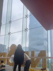 -奈尔宝·儿童乐园·亲子餐厅(华采天地店)