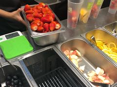 -奈雪的茶(湖滨银泰in77C区PRO店)