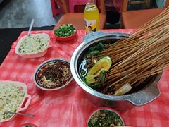 -两角签串串香十一年老字号(机场路店)