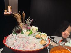 -左庭右院鲜牛肉火锅黑金店(陆家嘴中心店)