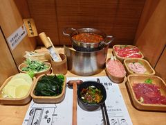 -独食火锅·半米屋台(直营总店)