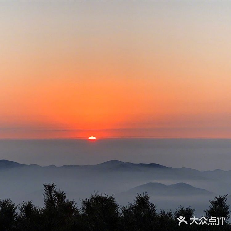 五岳归来不看山,黄山归来不看岳。