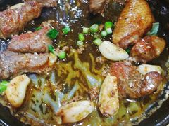 -老东镇啤酒屋海鲜加工·蒸汽海鲜·海鲜烧烤(台东店)