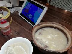 -新大咀港式茶餐厅(宝山万达店)