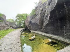-伍山石窟