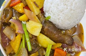 Curry Beef Noodle Rice