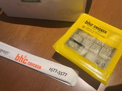 -BHC炸鸡(明洞总店)