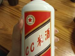 -堂瓦里·33年传统赣菜(第一街区店)